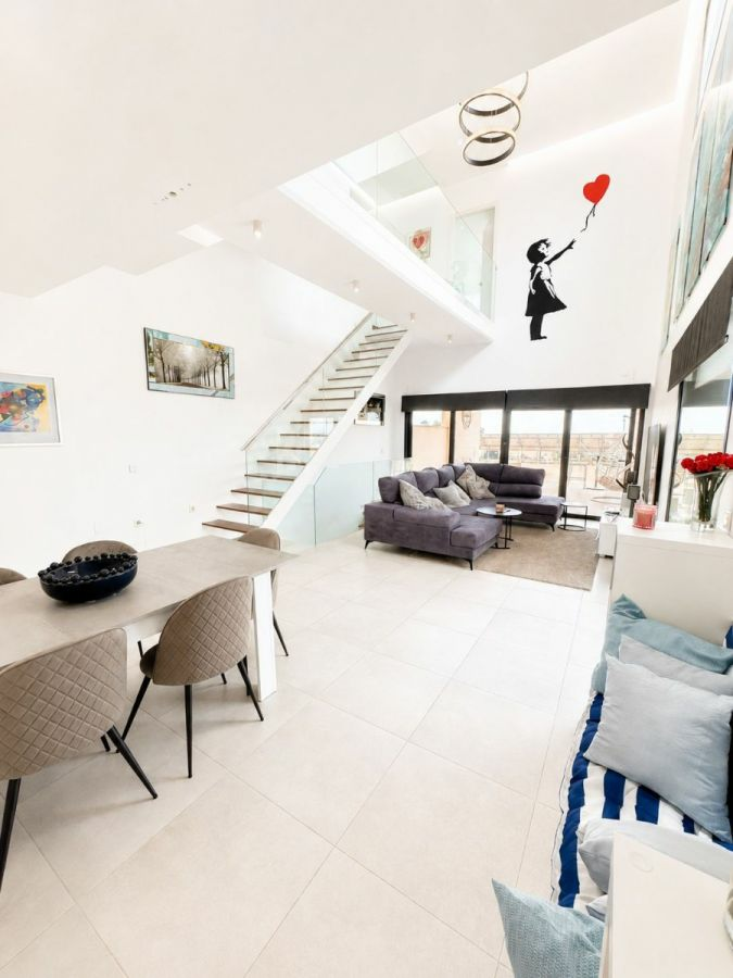 4-bedroom Villa In Benijofar, Spain (319 M²)