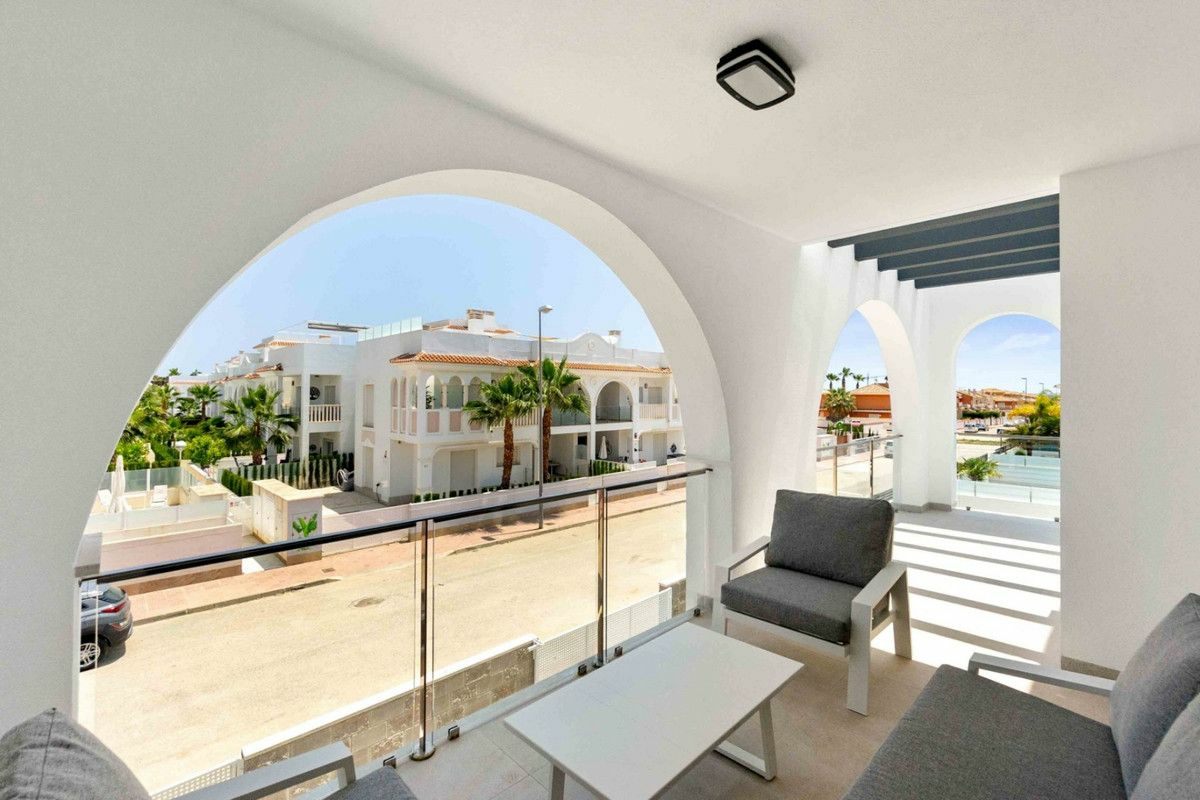 Apartment In Rojales
