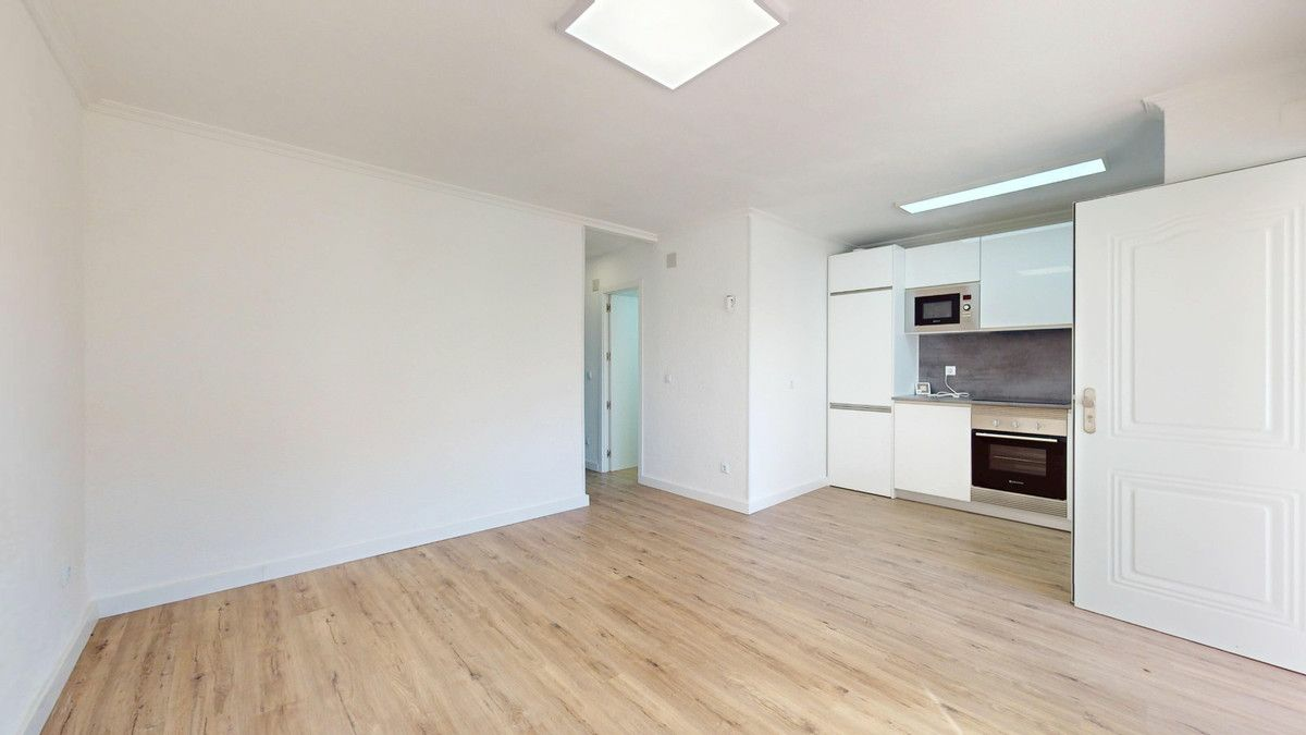 2-bedroom Apartment In Orihuela Costa, Spain (56 M²)