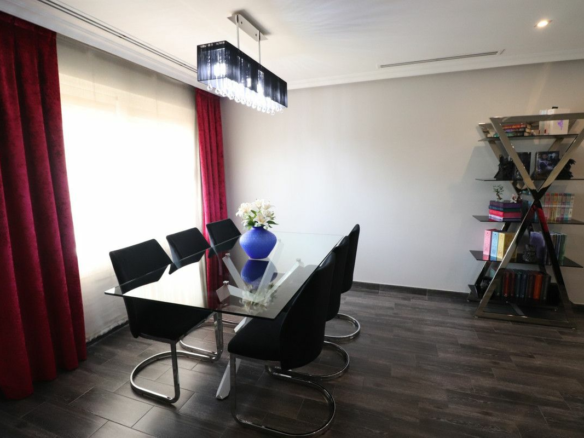 3-bedroom House In Redovan, Spain (241 M²)