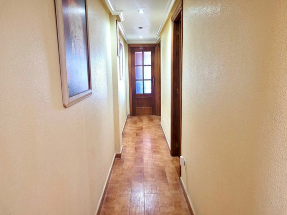 3-bedroom Apartment In Guardamar Del Segura, Spain (108 M²)