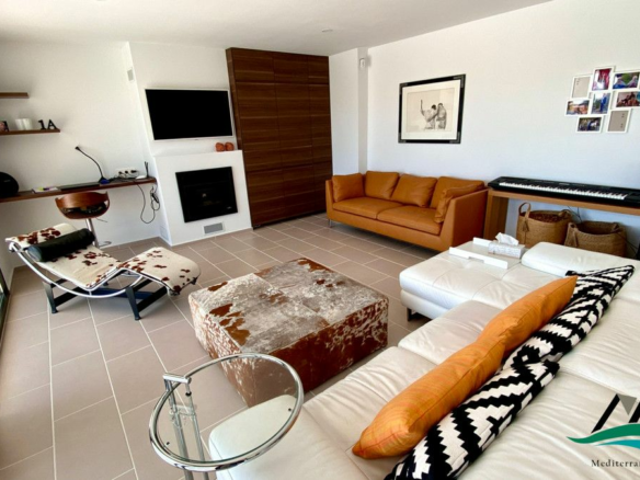 3-bedroom Villa In Hondon De Las Nieves, Spain (165 M²)