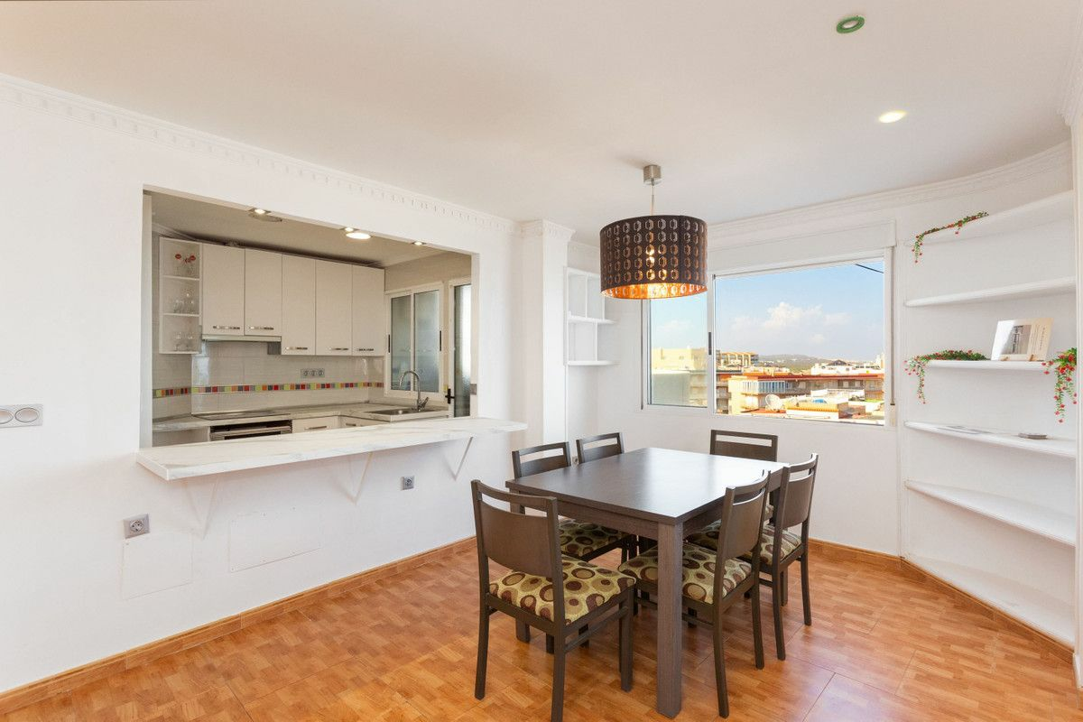 3-bedroom Apartment In Torrevieja, Spain (80 M²)