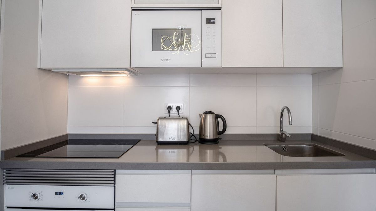 3-bedroom Apartment In Torrevieja, Spain (78 M²)