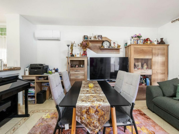 3-bedroom Villa In Torrevieja, Spain (105 M²)