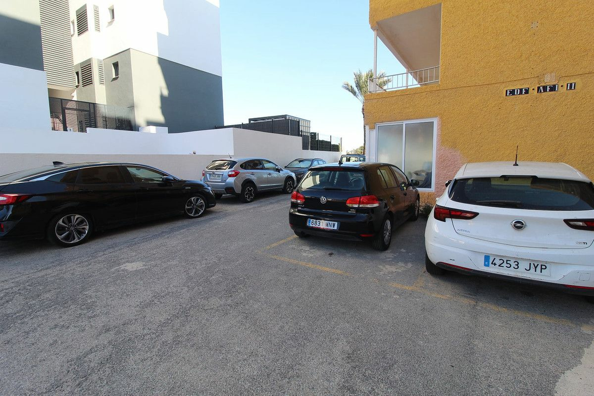2-bedroom Apartment In Orihuela Costa, Spain (89 M²)