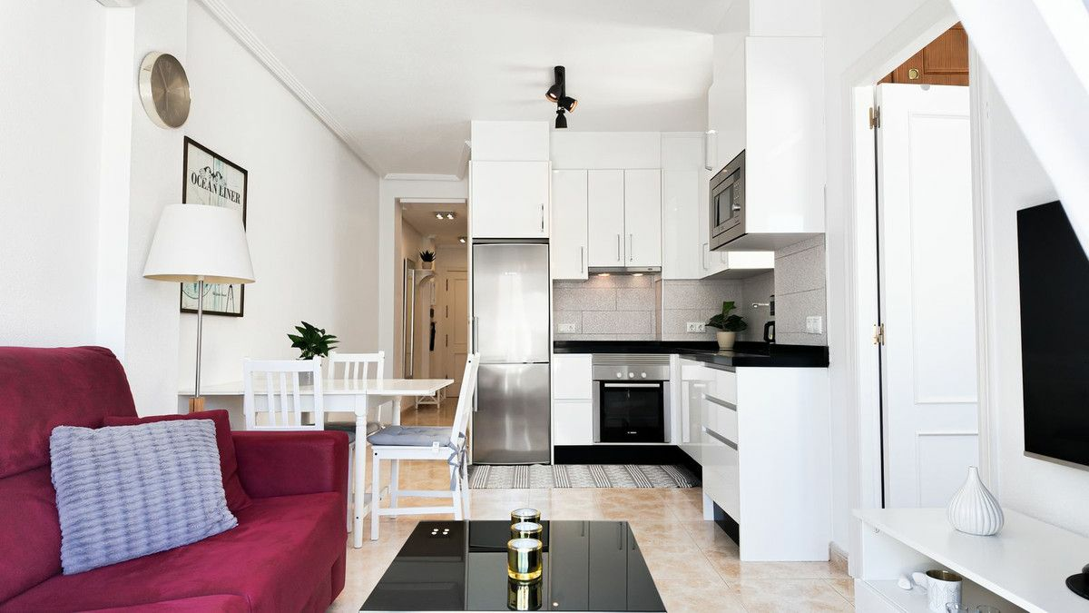 2-bedroom Apartment In Torrevieja, Spain (62 M²)