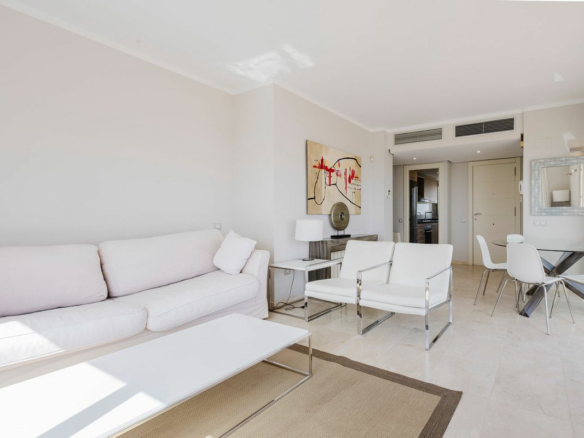 2-bedroom Apartment In Orihuela, Spain (100 M²)