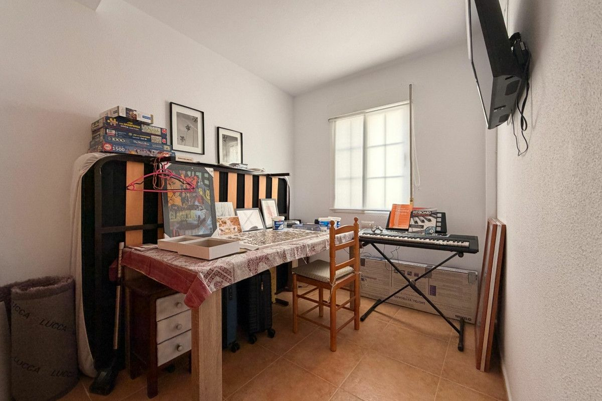 3-bedroom House In Guardamar Del Segura, Spain (68 M²)