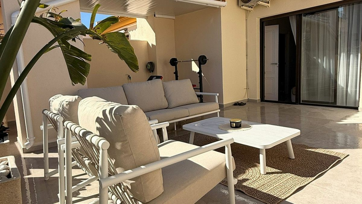 3-bedroom Apartment In Orihuela Costa, Spain (138 M²)