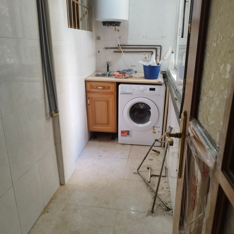 3-bedroom Apartment In Palma De Mallorca, Spain (90 M²)