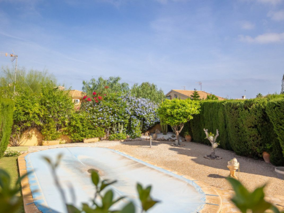 3-bedroom Villa In Cartagena, Spain (138 M²)