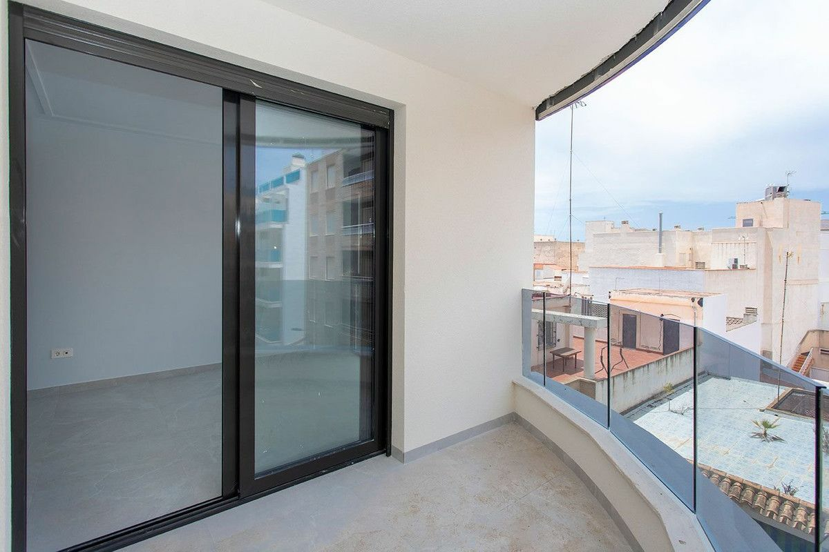 Apartment In Torrevieja