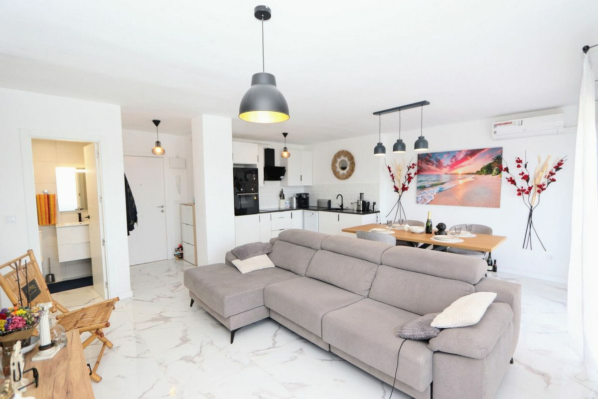 Apartment In Orihuela Costa