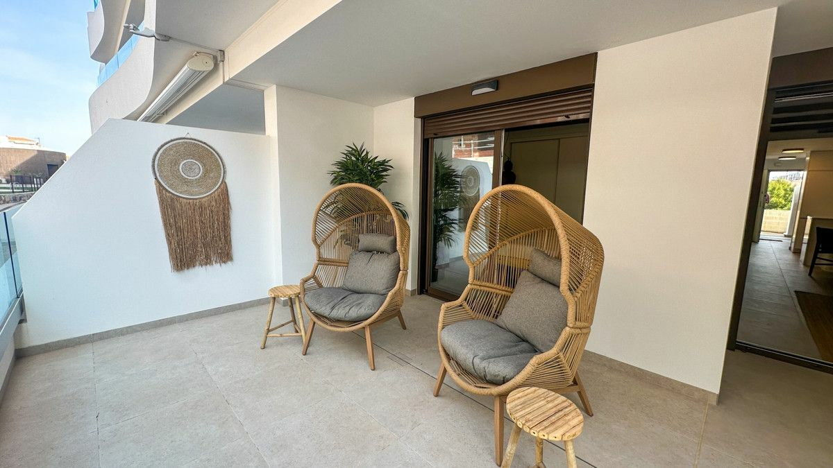 2-bedroom Apartment In Orihuela Costa, Spain (74 M²)