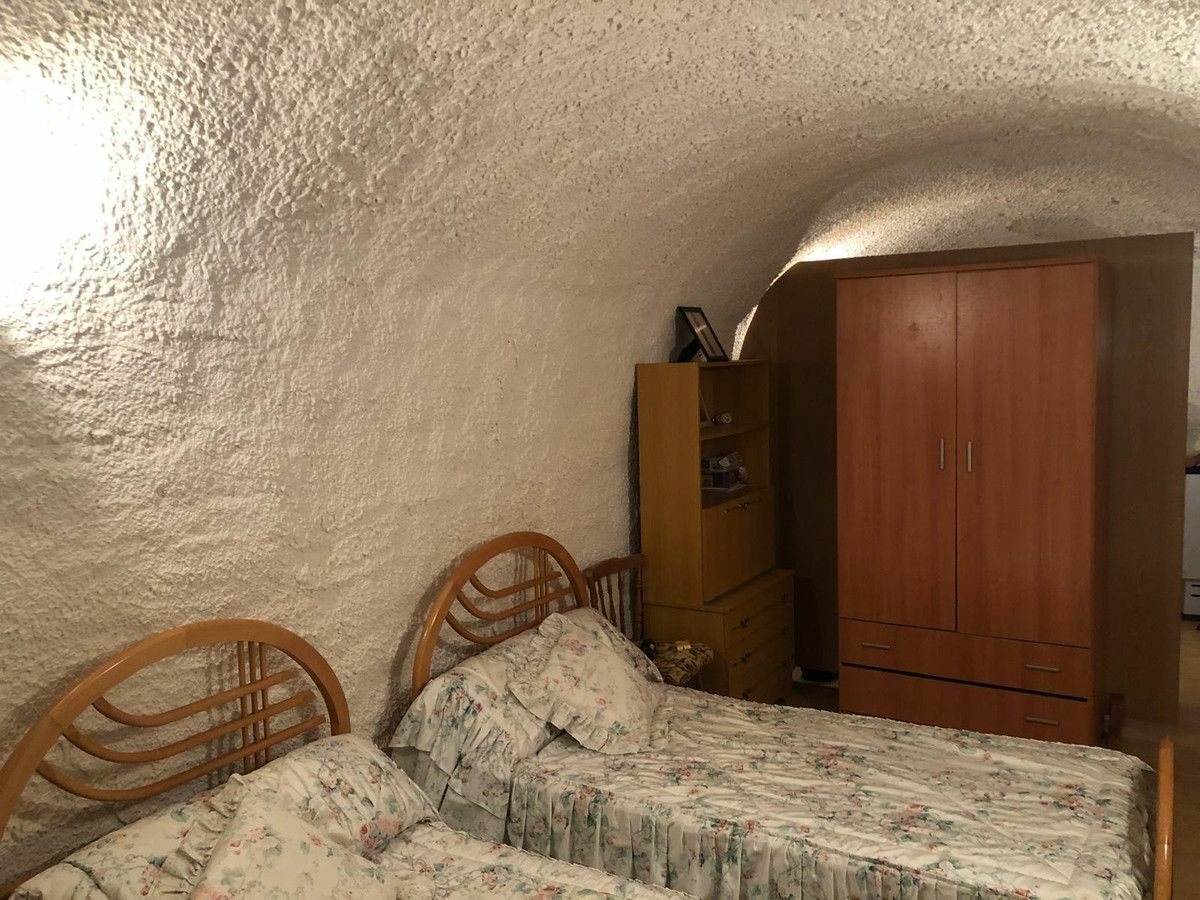 2-bedroom Cave House In Abanilla, Spain (100 M²)