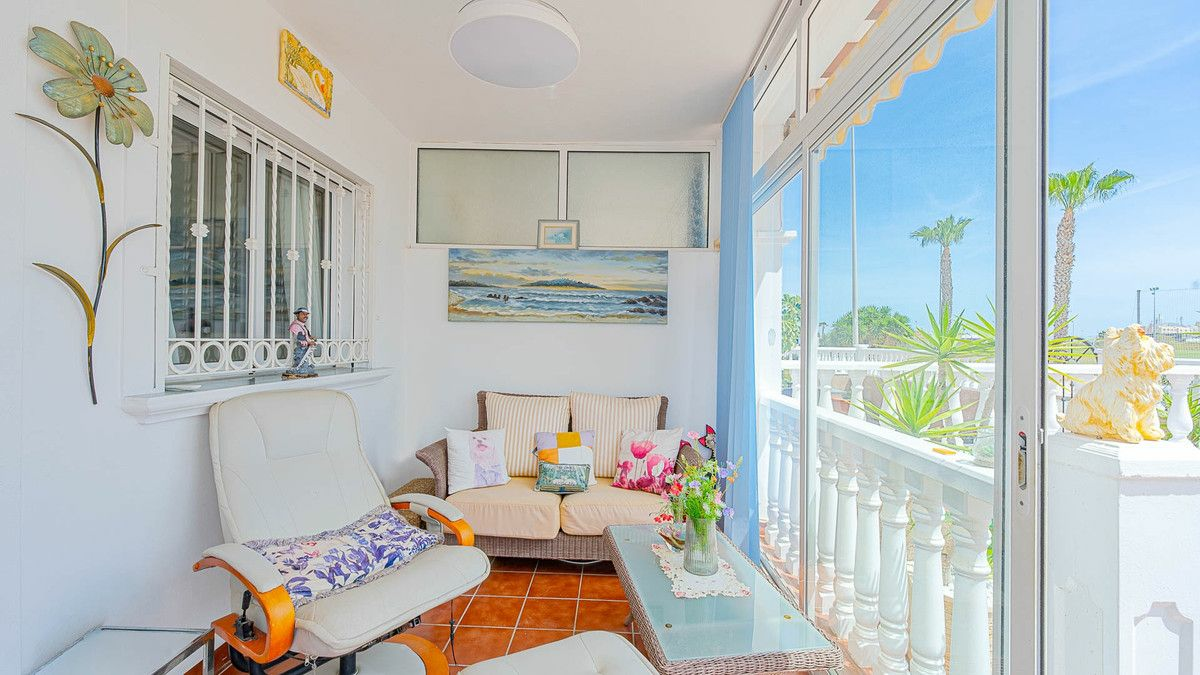 3-bedroom House In Orihuela Costa, Spain (95 M²)