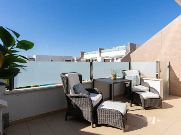 2-bedroom Apartment In Pilar De La Horadada, Spain (77 M²)