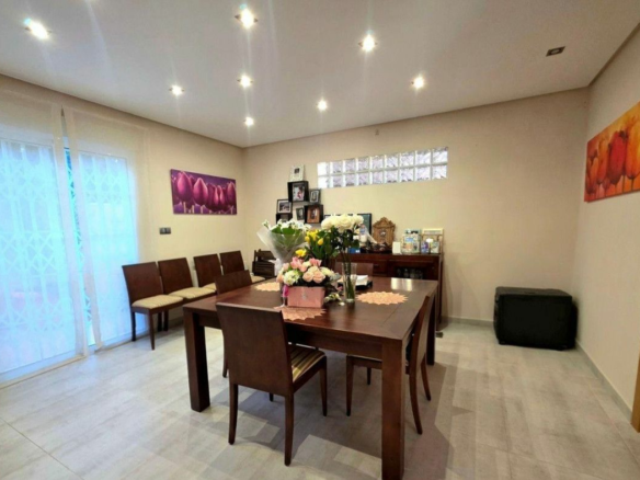 5-bedroom Villa In Orihuela Costa, Spain (265 M²)