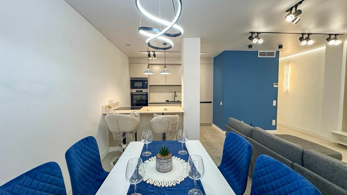 2-bedroom Apartment In Torrevieja, Spain (90 M²)