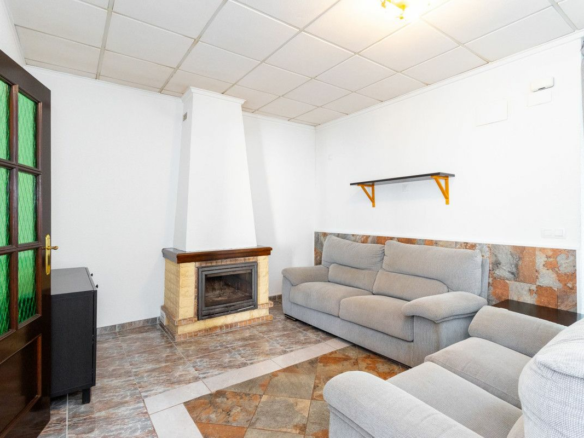 4-bedroom House In Los Montesinos, Spain (152 M²)