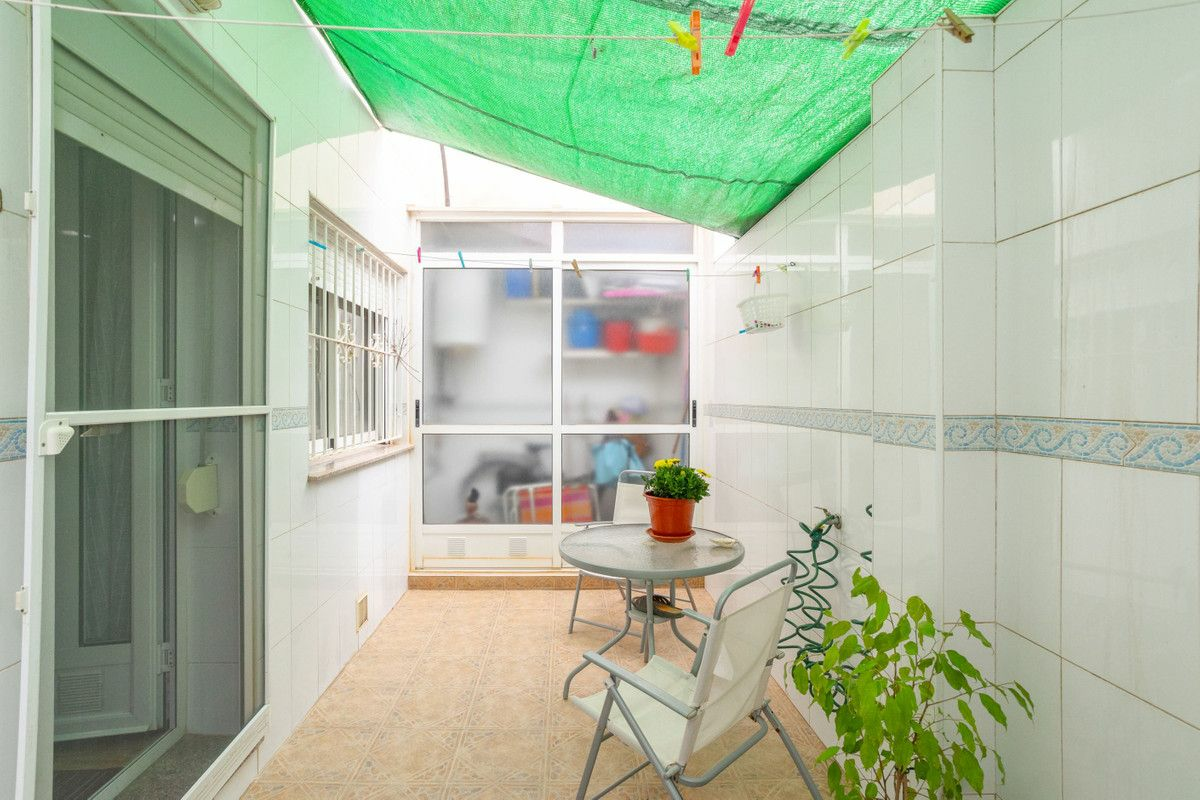 4-bedroom House In Los Alcázares, Spain (178 M²)