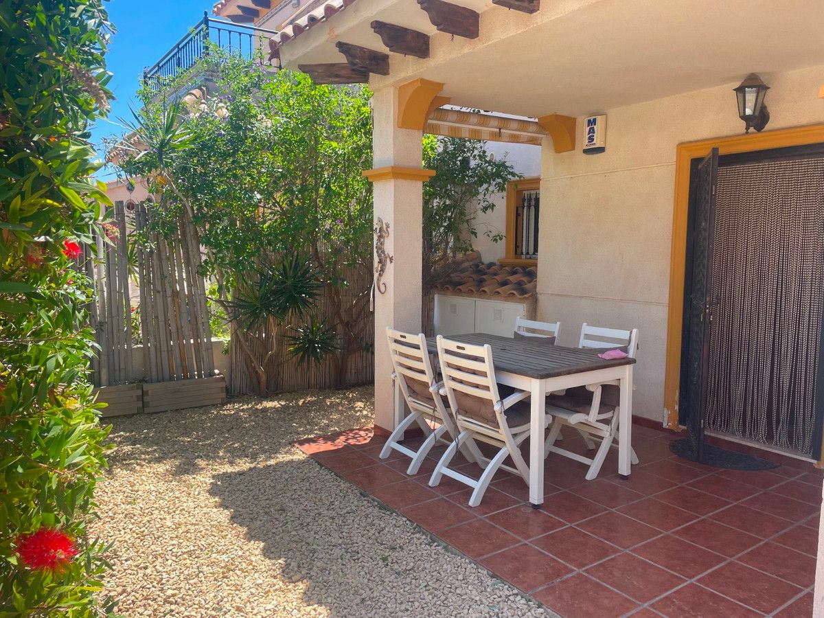 2-bedroom Villa In Orihuela Costa, Spain (75 M²)