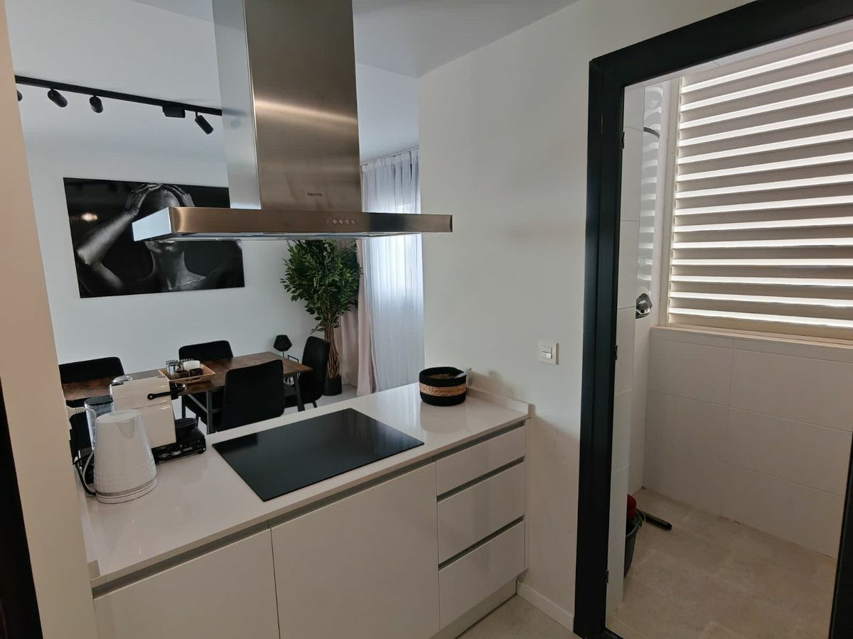 3-bedroom Apartment In Pilar De La Horadada, Spain (120 M²)