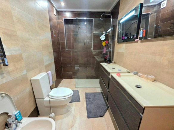5-bedroom Villa In Orihuela Costa, Spain (265 M²)