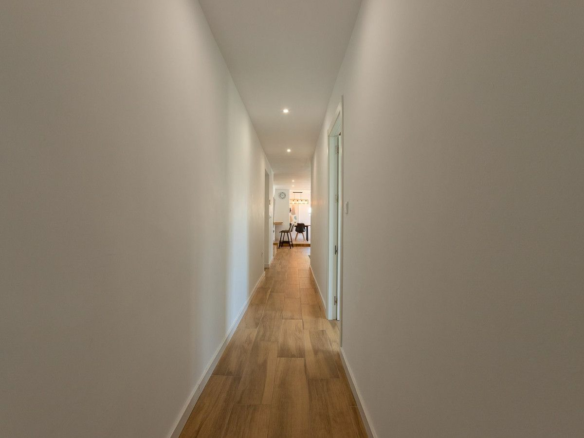 4-bedroom Villa In Torrevieja, Spain (245 M²)