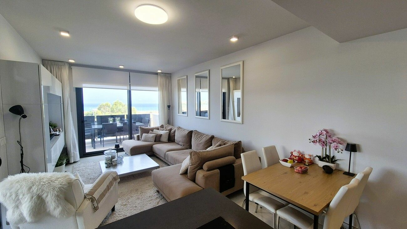 3-bedroom Apartment In Orihuela Costa, Spain (114 M²)