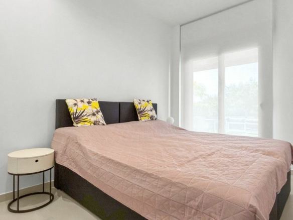 2-bedroom Apartment In Pilar De La Horadada, Spain (75 M²)
