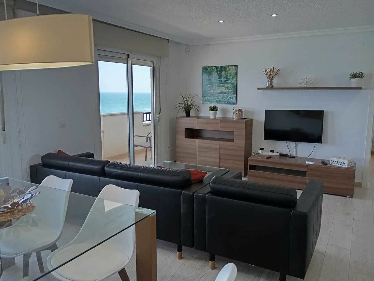 Apartment In Pilar De La Horadada