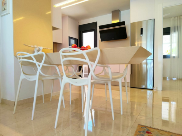 3-bedroom Villa In San Miguel De Salinas, Spain (92 M²)