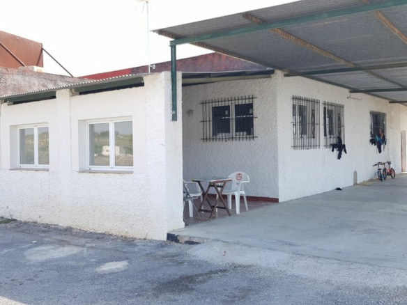 2-bedroom Country House In Los Montesinos, Spain (253 M²)