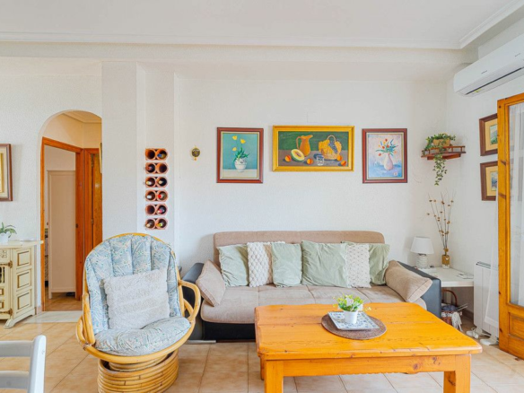 2-bedroom Apartment In Orihuela Costa, Spain (64 M²)