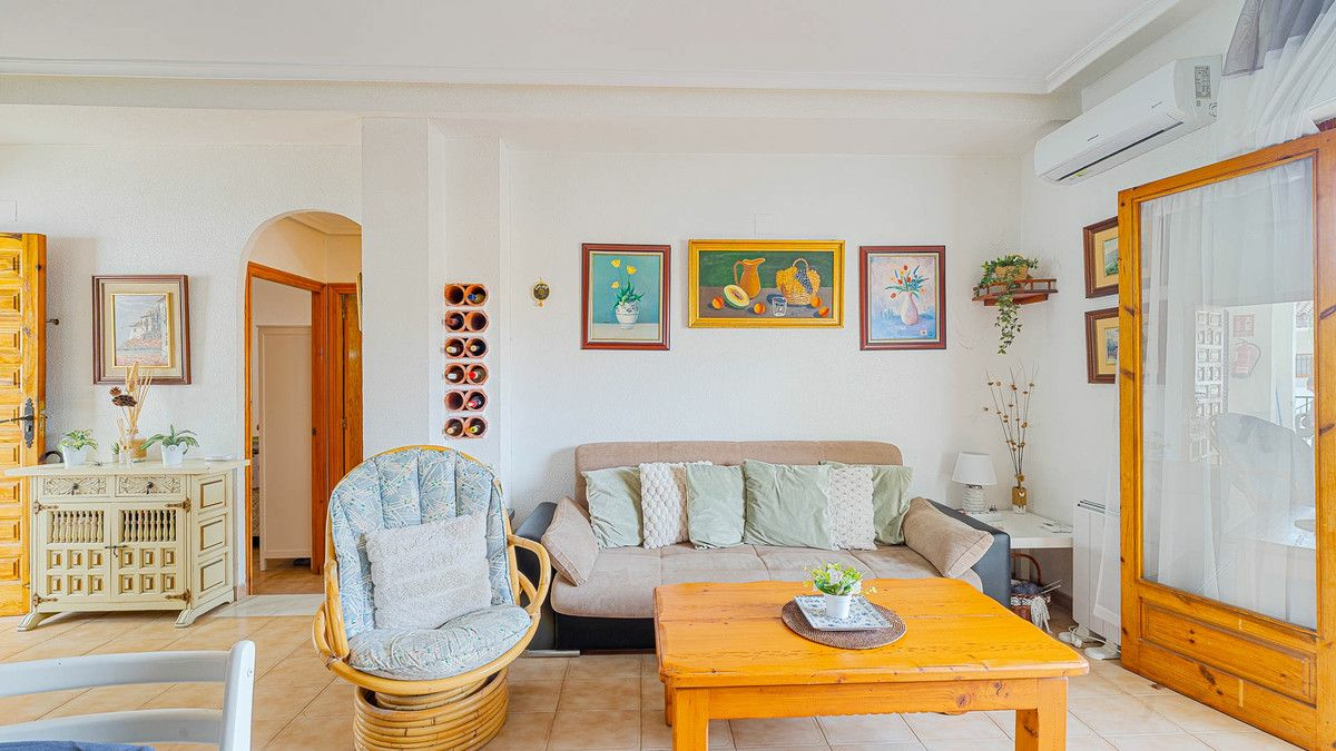 2-bedroom Apartment In Orihuela Costa, Spain (64 M²)