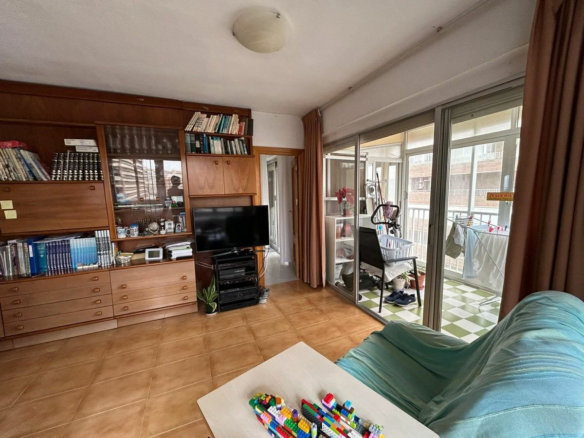 3-bedroom Apartment In Alicante, Spain (117 M²)