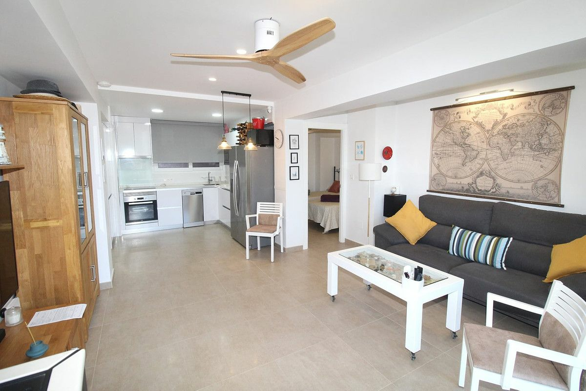2-bedroom Apartment In Orihuela Costa, Spain (89 M²)