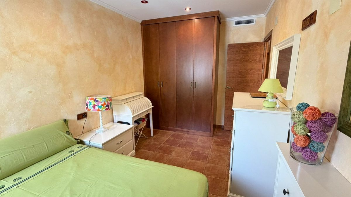 5-bedroom Villa In Orihuela, Spain (201 M²)