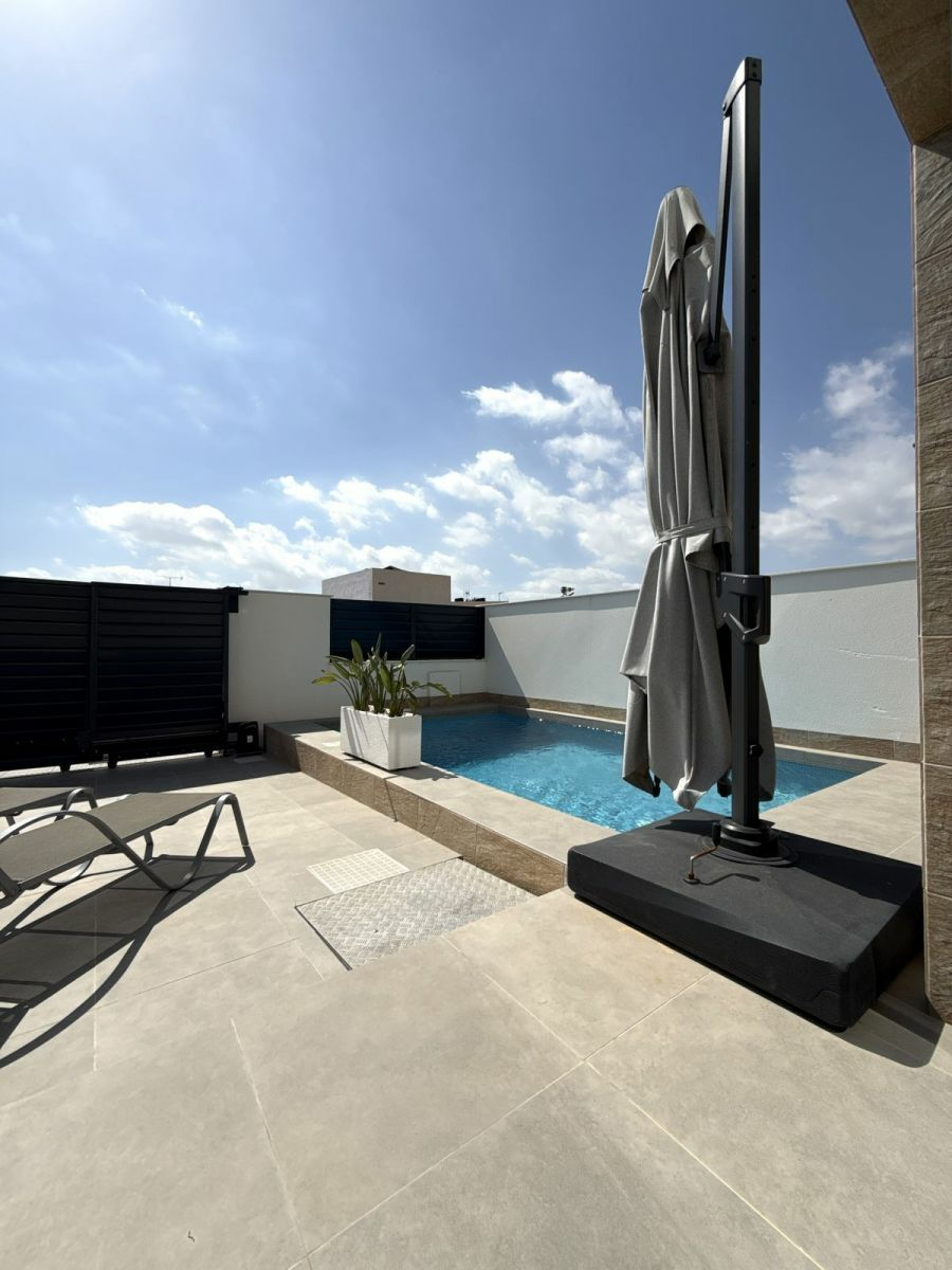 3-bedroom Villa In Los Montesinos, Spain (120 M²)