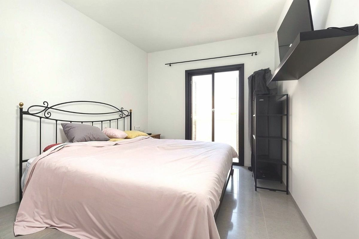 3-bedroom Apartment In Palma De Mallorca, Spain (92 M²)