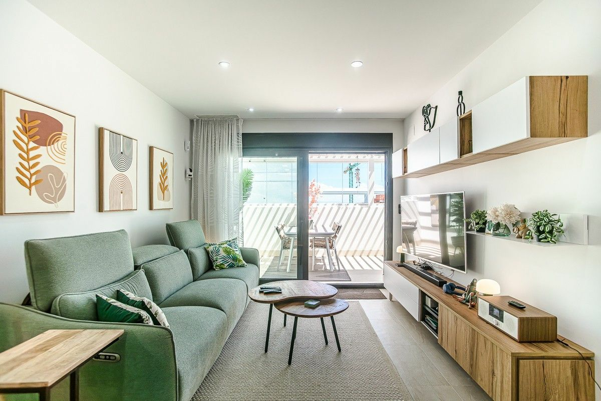 3-bedroom Apartment In Torrevieja, Spain (138 M²)