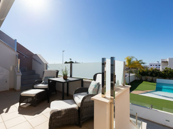 2-bedroom Apartment In Pilar De La Horadada, Spain (77 M²)