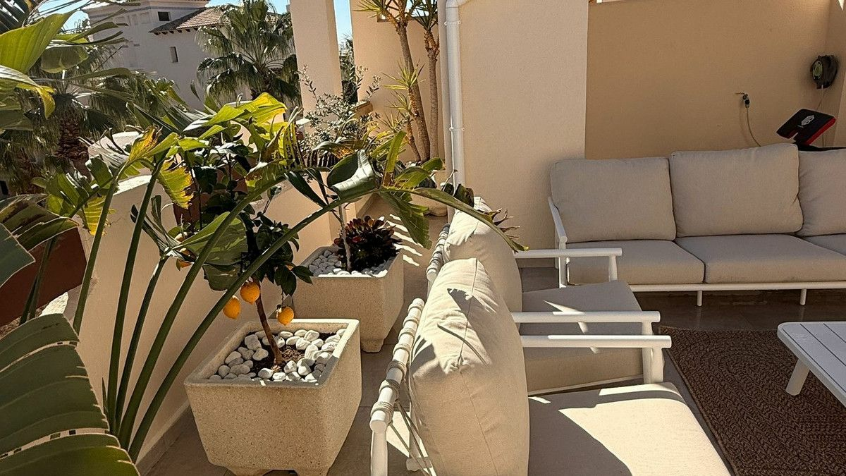 3-bedroom Apartment In Orihuela Costa, Spain (138 M²)