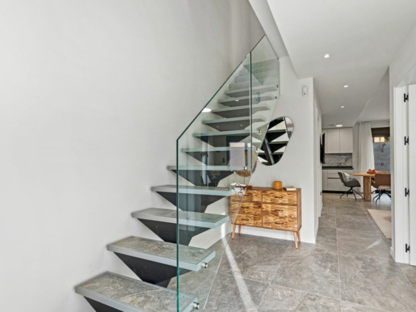 4-bedroom Villa In Pilar De La Horadada, Spain (121 M²)