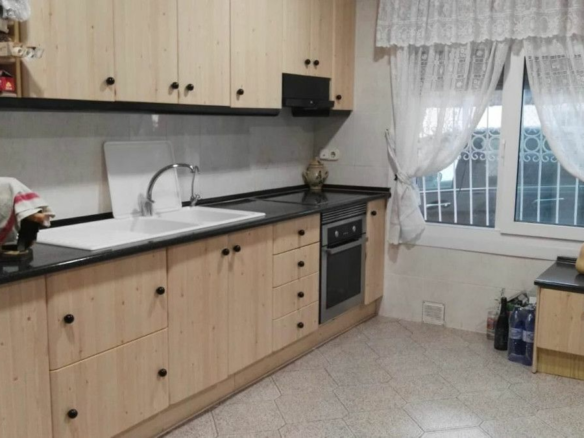 4-bedroom Apartment In Los Alcázares, Spain (145 M²)
