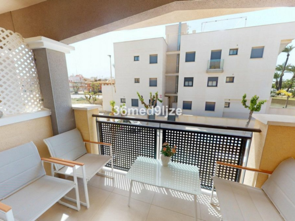 Apartment In Los Alcázares