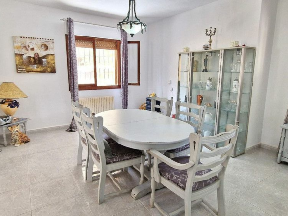 6-bedroom Villa In Orihuela, Spain (250 M²)