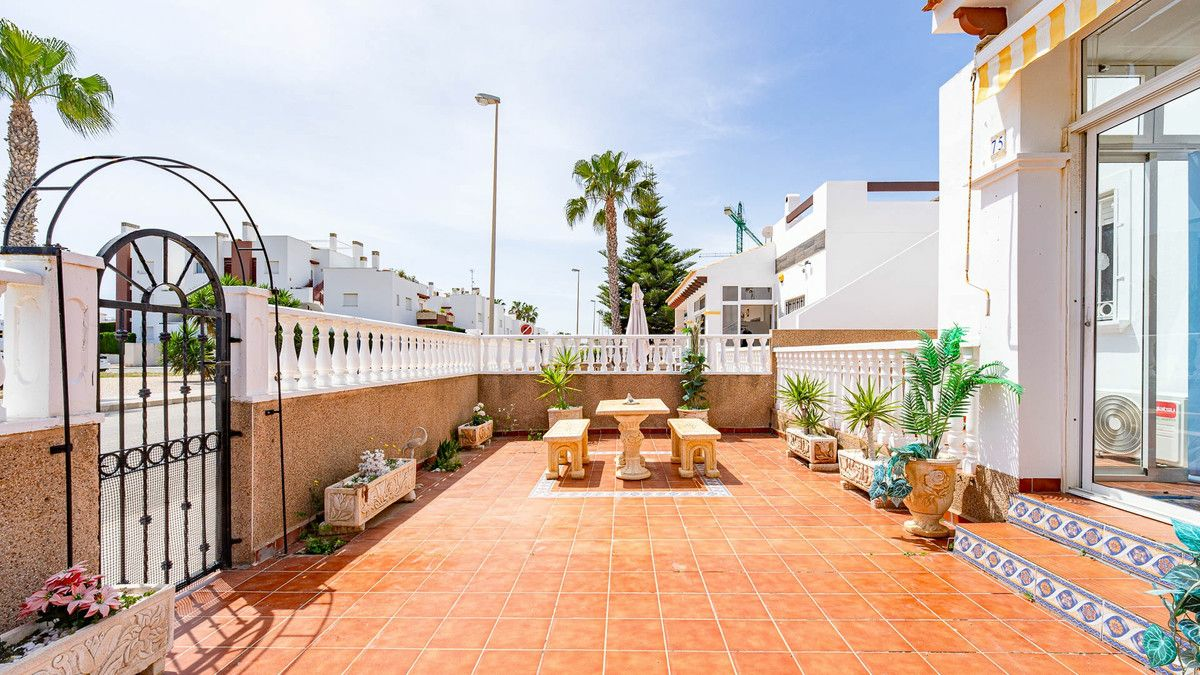 3-bedroom House In Orihuela Costa, Spain (95 M²)